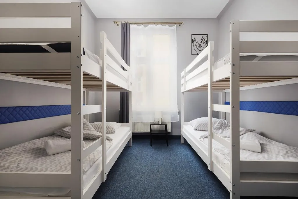 QUADRUPLE STANDARD Room, Moon Hostel Krakow, Krakow