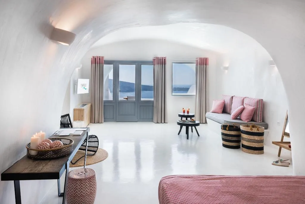 Room, Maregio Suites, Santorini