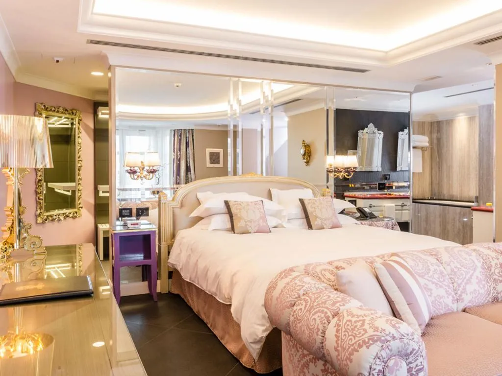 SUITE LAKE VIEW Room, Villa e Palazzo Aminta, Milan