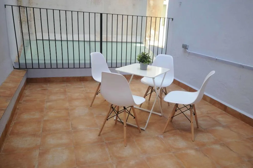 Terrace, Catalina Suites San Nicolas 3*, Valencia