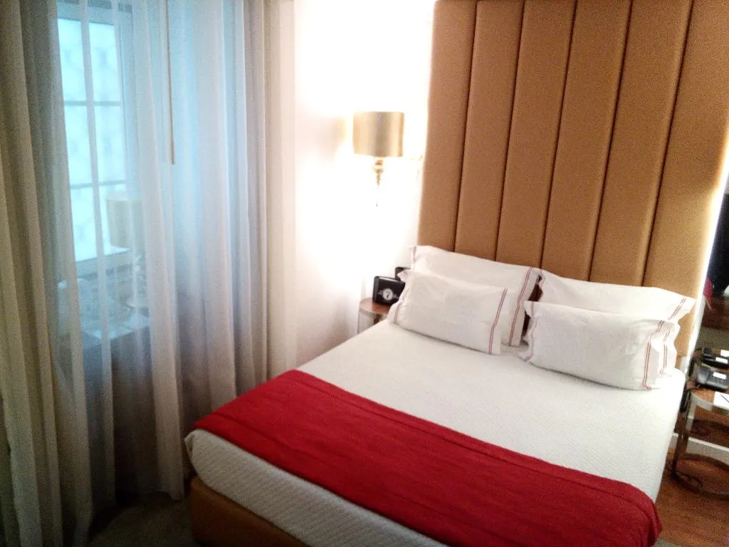 Double or Twin INNER Room, The 7 Hotel, Lisbon