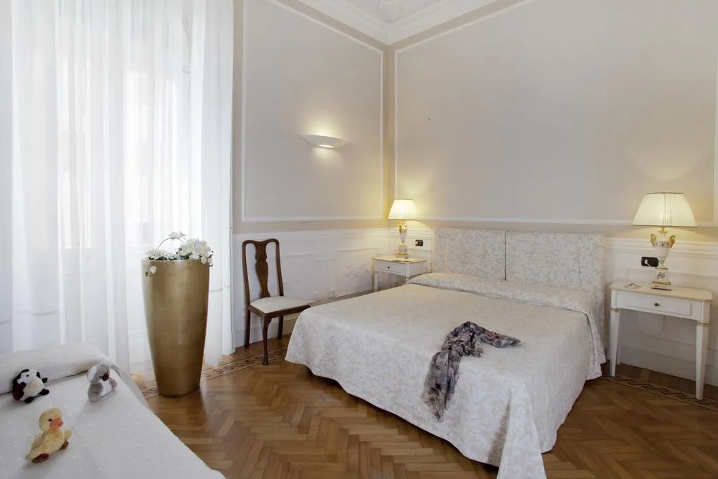 General view, Msnsuites Palazzo Lombardo, Florence