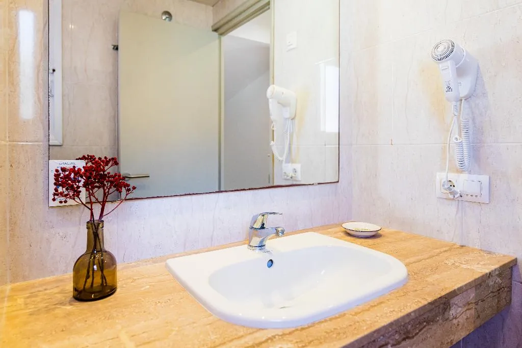 APARTMENT TWO BEDROOMS Room, Arenal Playa Menorca, Menorca