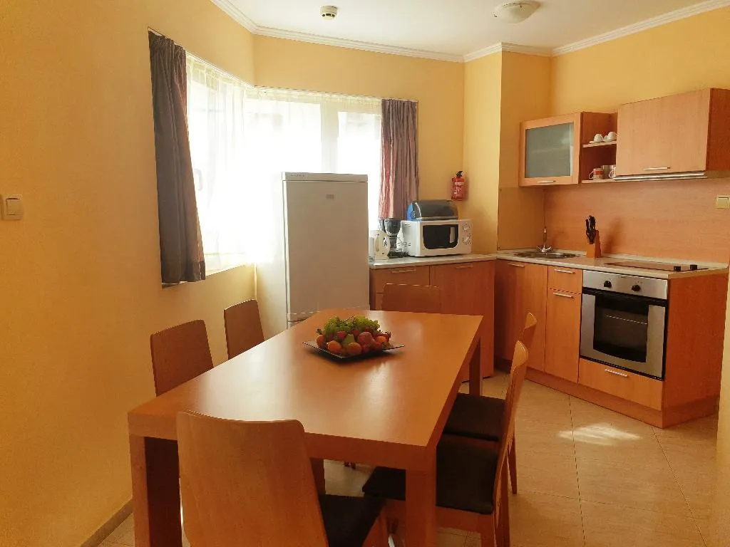 APARTMENT TWO BEDROOMS Room, Diamond Apartcomplex, Bourgas