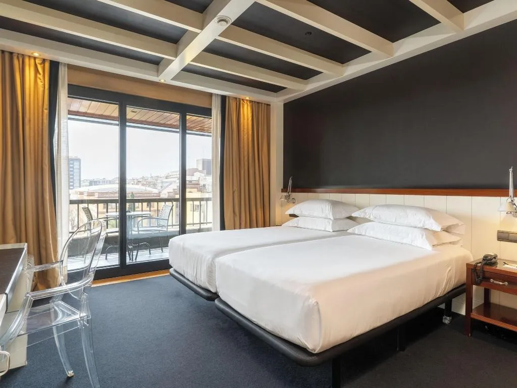 DOUBLE SUPERIOR Room, U232, Barcelona