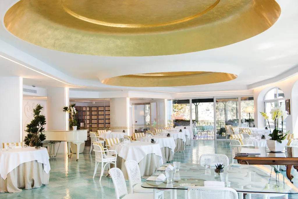 Restaurant, Le Agavi hotel, Naples