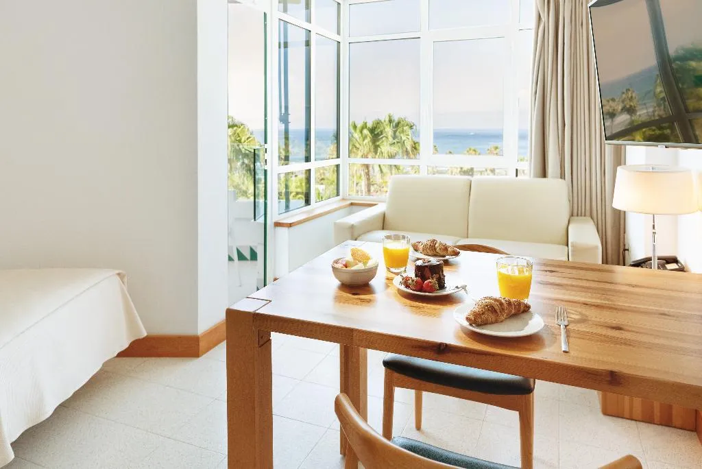 STUDIO SUPERIOR SEA VIEW Room, Parque Santiago IV, Tenerife