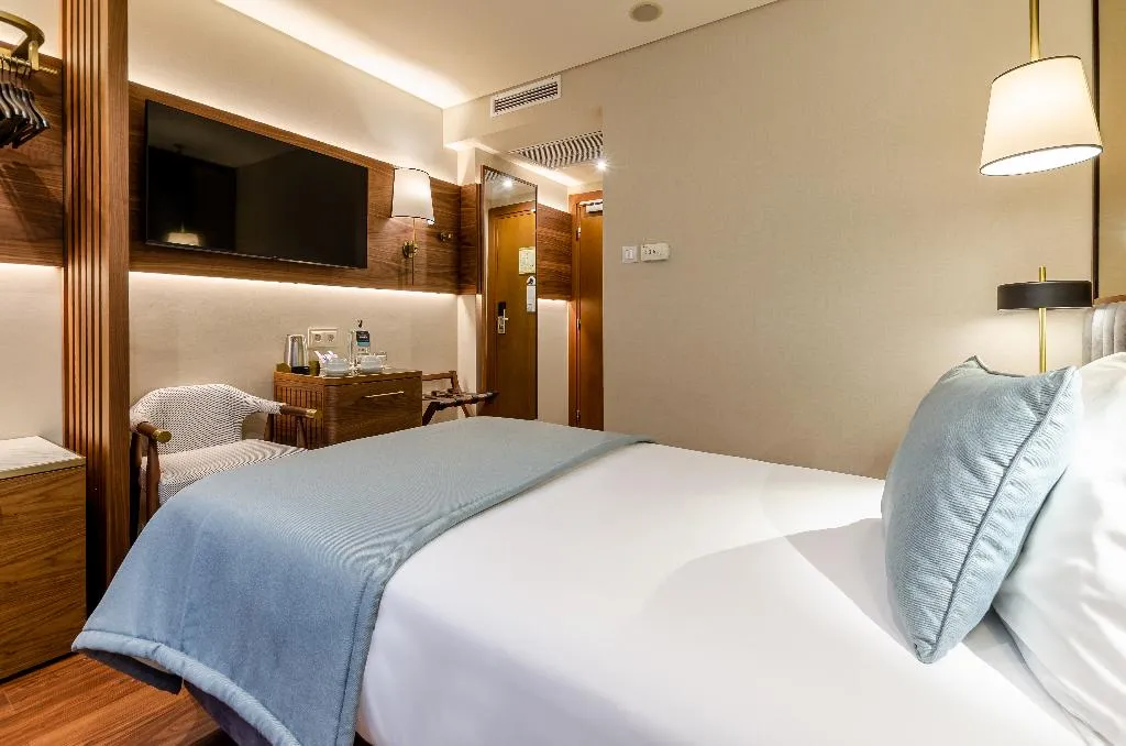 SINGLE STANDARD Room, Turim Av Liberdade Hotel, Lisbon