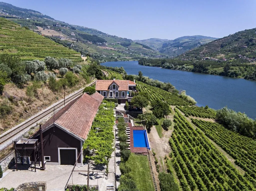 General view, Quinta de S. Bernardo Winery & Farmhouse, Porto