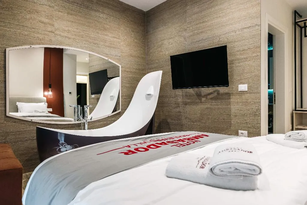 DOUBLE DELUXE Room, Ambasador Hotel, Durres