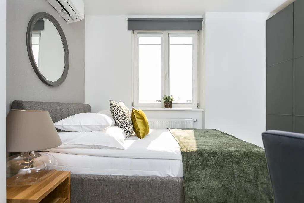 DOUBLE ECONOMY Room, Venetian House Market Square Aparthotel, Krakow