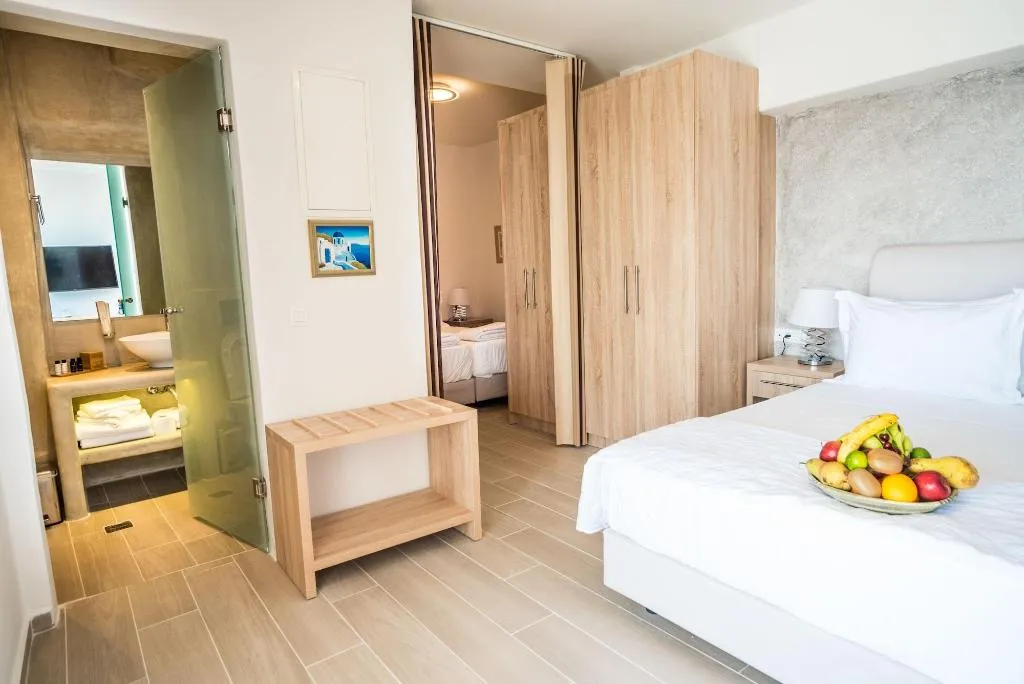 Room, Kratiras View Luxury Suites, Santorini