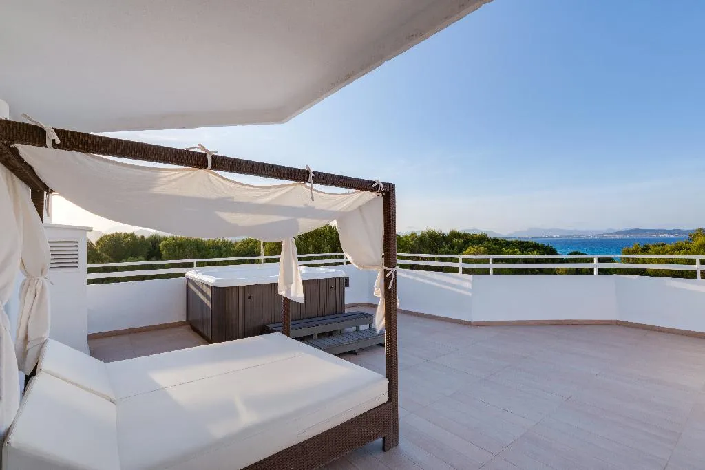 JUNIOR SUITE SUPERIOR Room, Playa Esperanza Resort, Majorca