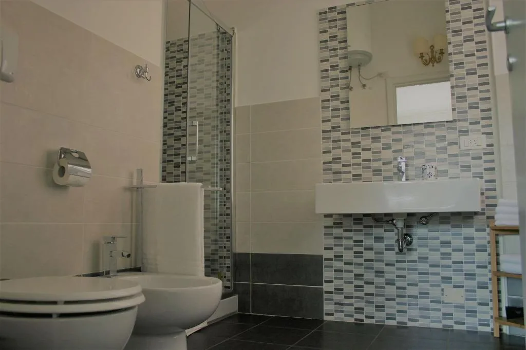 Room, B&B Bonne Nuit Rome, Naples