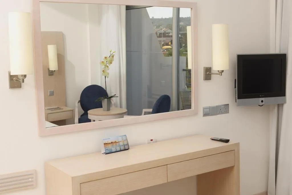 TWIN STANDARD Room, Vrissiana Beach Hotel, Cyprus