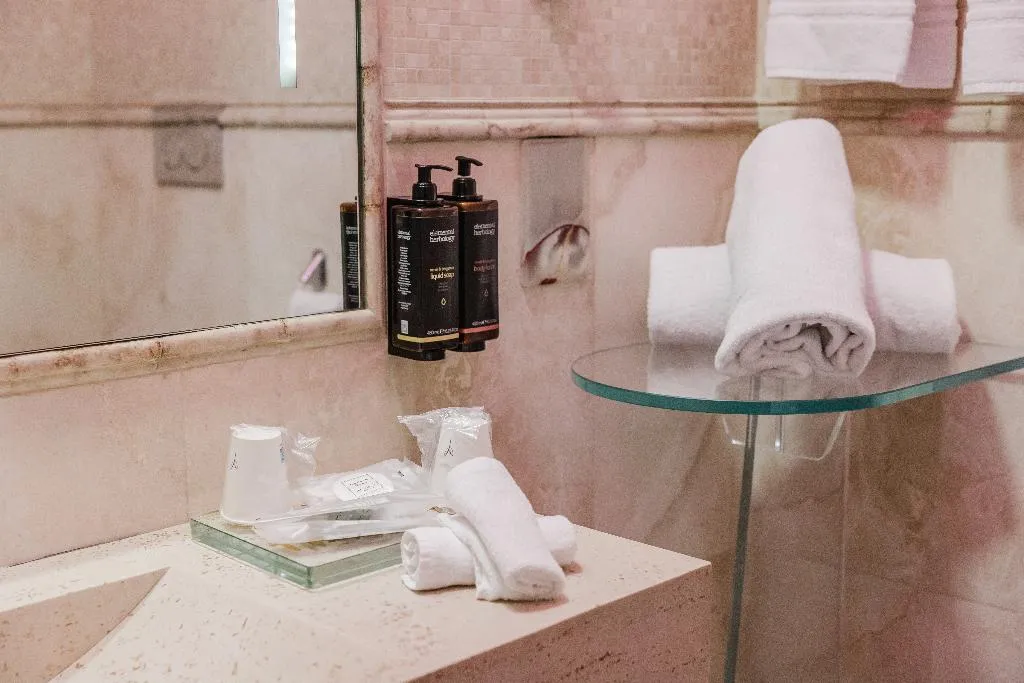 JUNIOR SUITE STANDARD Room, Hotel Trecento, Rome