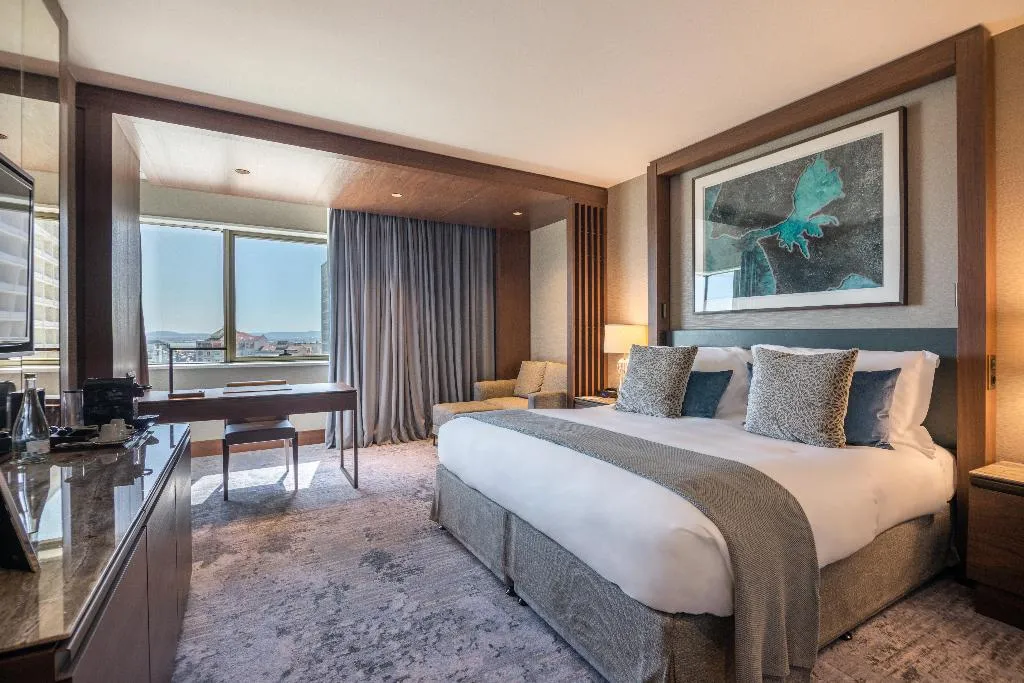 DOUBLE CLASSIC CITY VIEW Room, InterContinental Lisbon, Lisbon