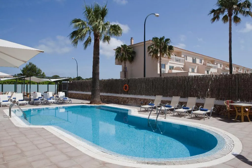 Pool, Aparthotel Isla de Cabrera, Majorca