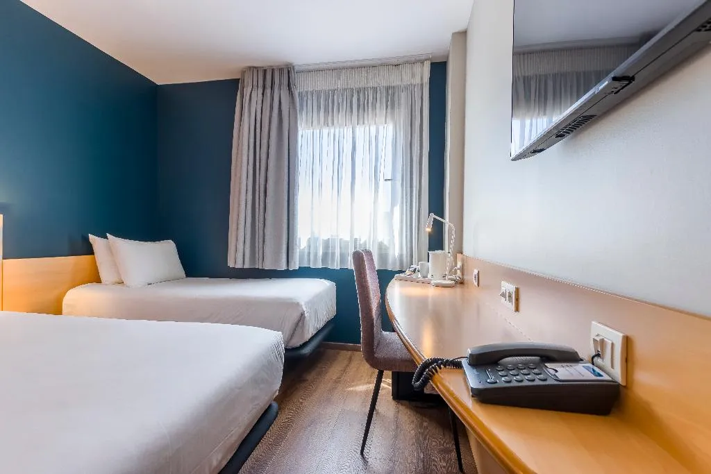 FAMILY ROOM CAPACITY 2 Room, Travelodge Madrid Alcala de Henares, Madrid