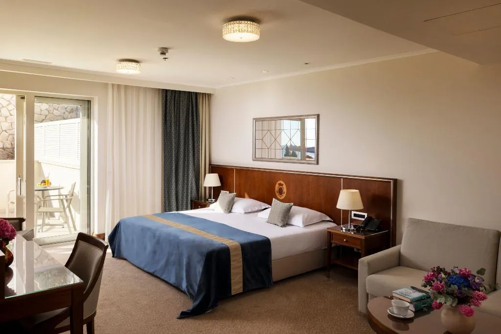 DOUBLE CLASSIC WITH BALCONY Room, Hotel More, Dubrovnik