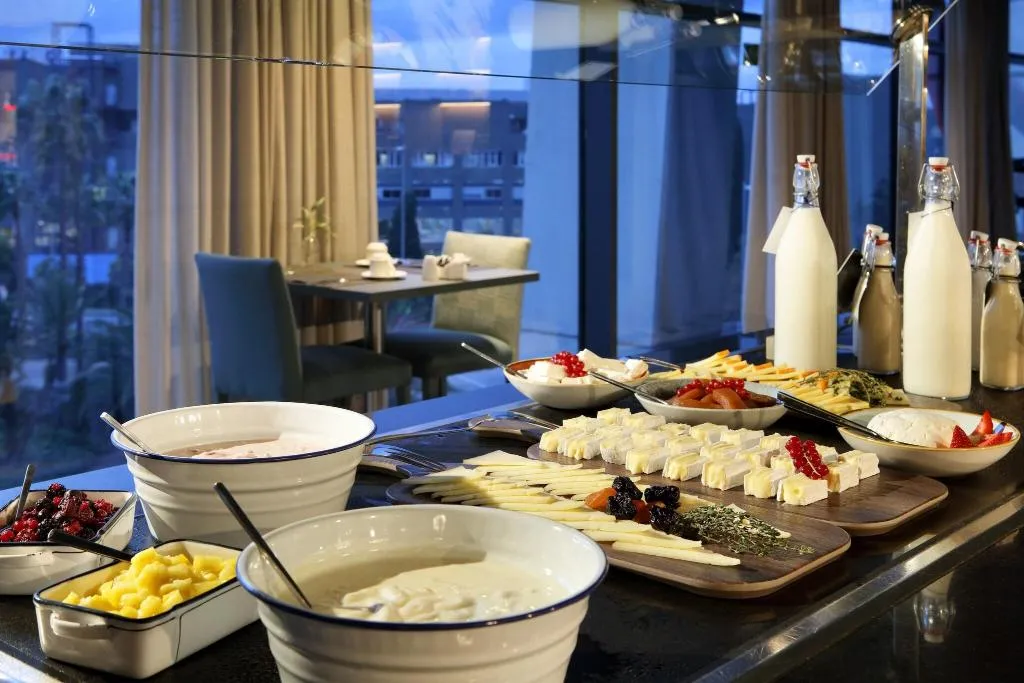 Restaurant, Hyatt Regency Barcelona Tower, Barcelona