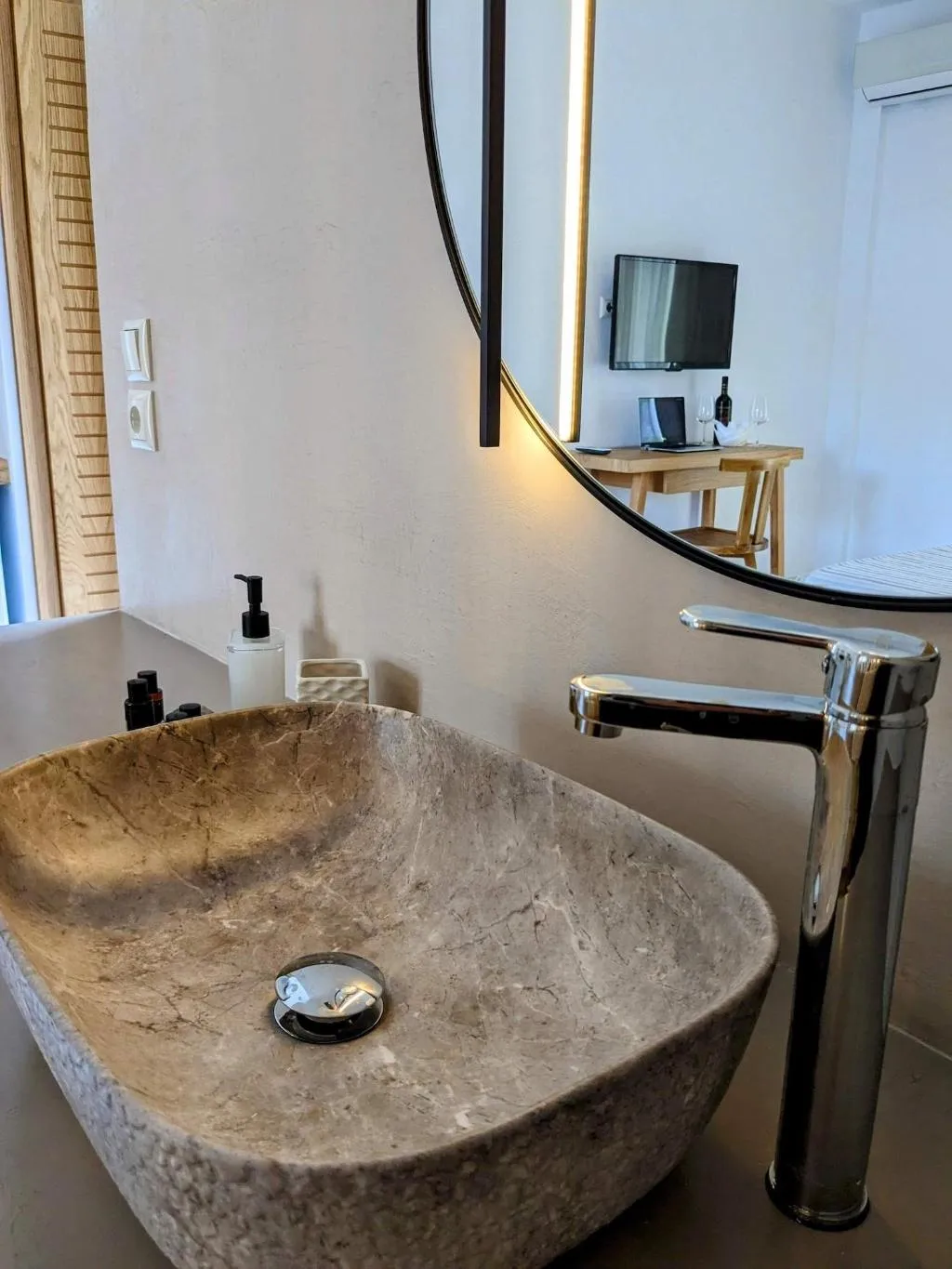 Room, Villa Karina - Near Achladies Beach, Skiathos