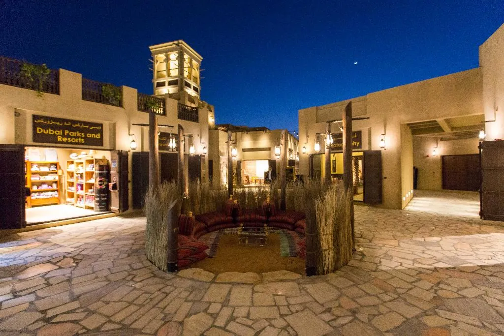 Sports and Entertainment, Qasr Al Sultan Boutique Hotel, Dubai