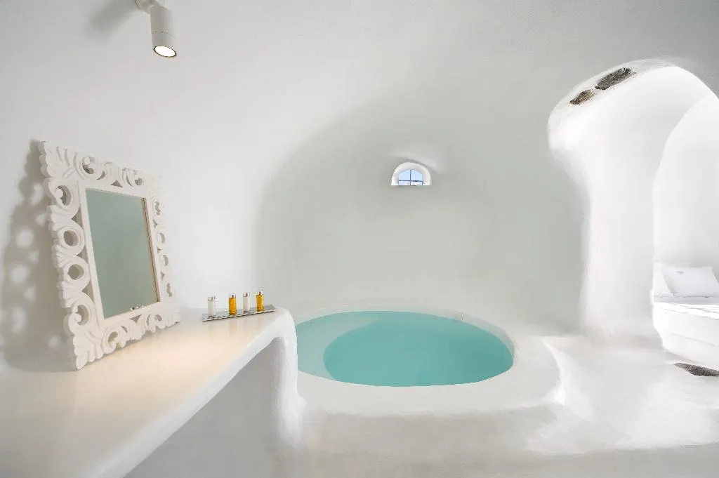 DOUBLE SUPERIOR Room, Sophia Luxury Suites, Santorini