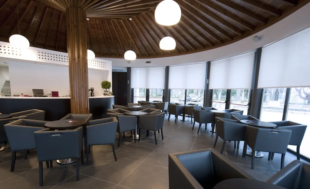 Bar, Primavera Perfume Hotel, Porto