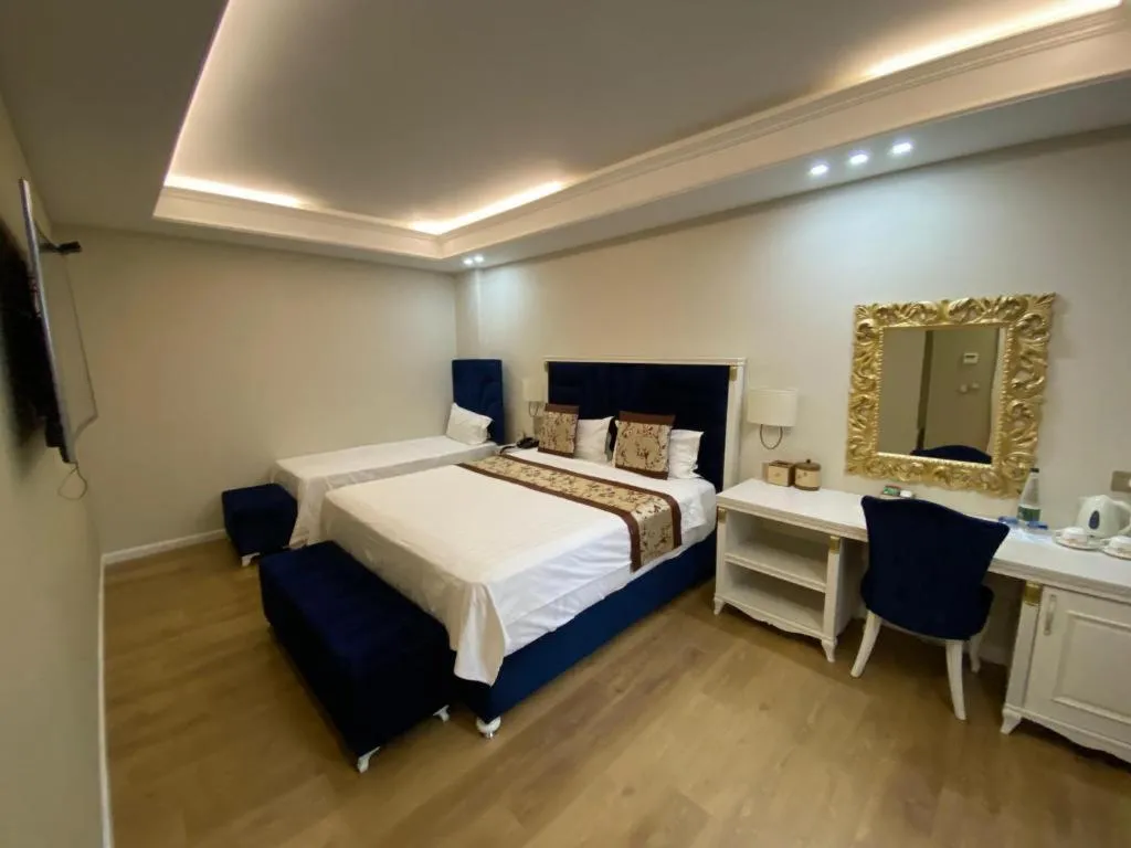 TRIPLE basement Room, Brais Hotel, Durres
