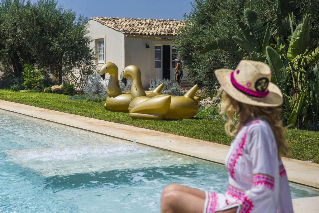Pool, Zahir Country House, Catania