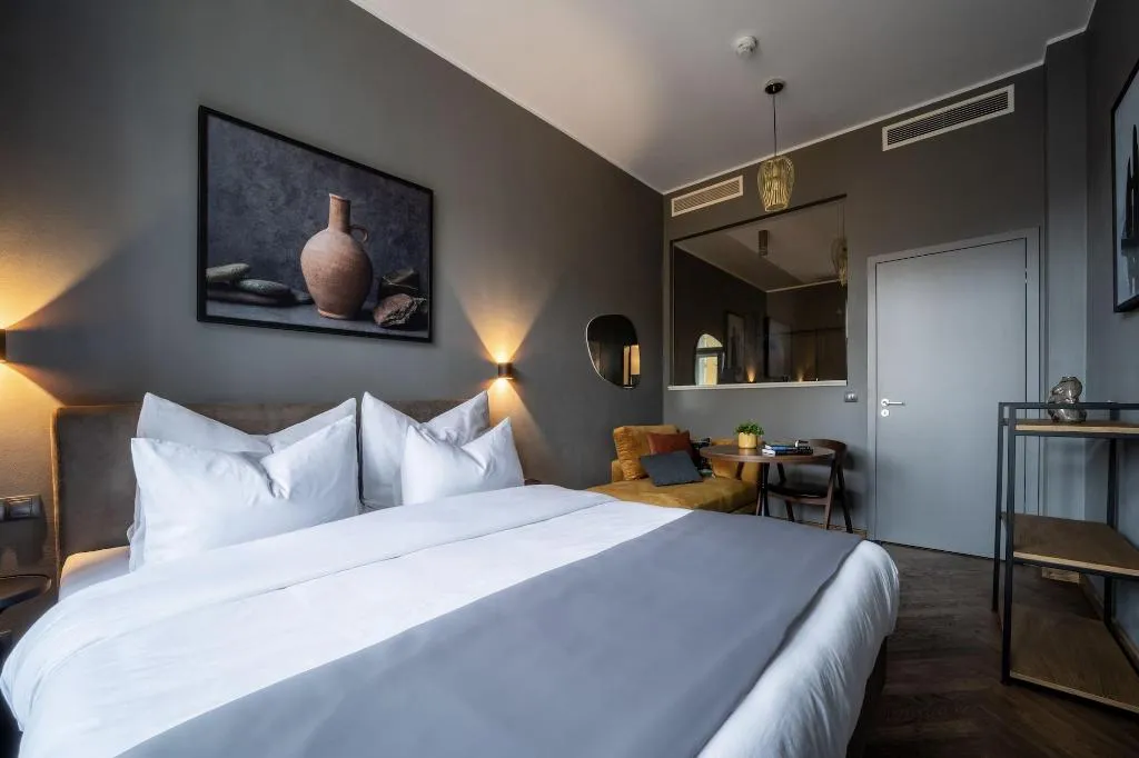 Room, The Viaduct - Suites & More, Prague