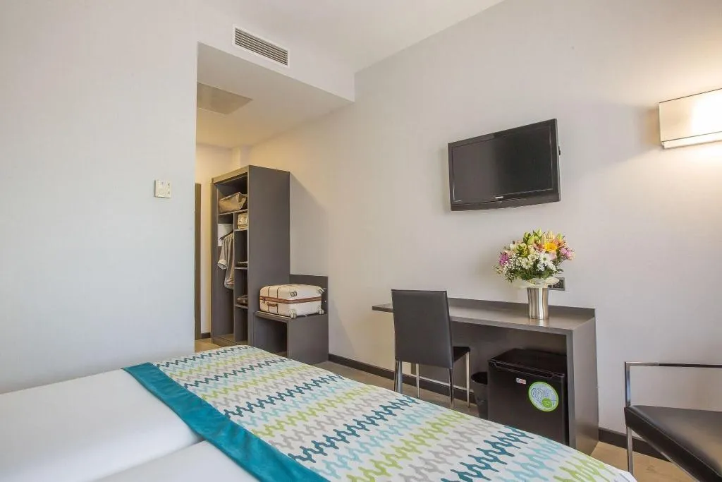 DOUBLE QUEEN SIZE BED Room, Hotel Venture Sant Cugat, Barcelona