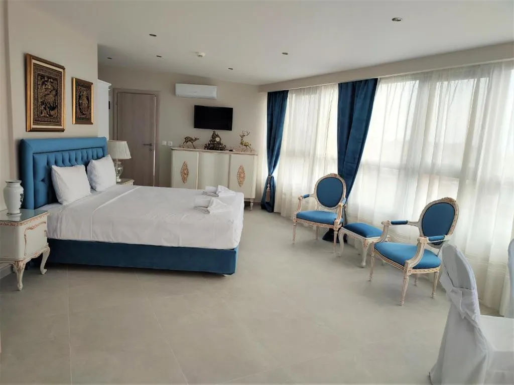 SUITE Presidential Room, Light Blue Hotel, Halkidiki