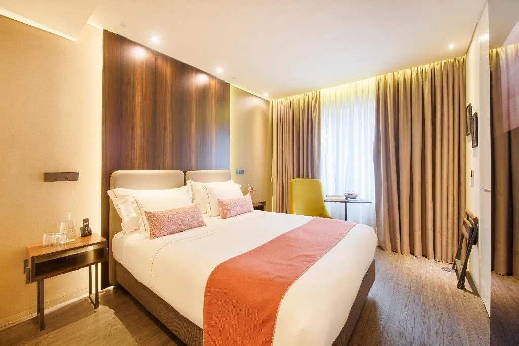 DOUBLE STANDARD Room, Moon and Sun Porto, Porto