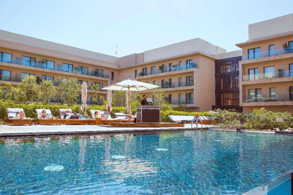 Pool, Radisson Blu Hotel Marrakech Carré Eden, Marrakech