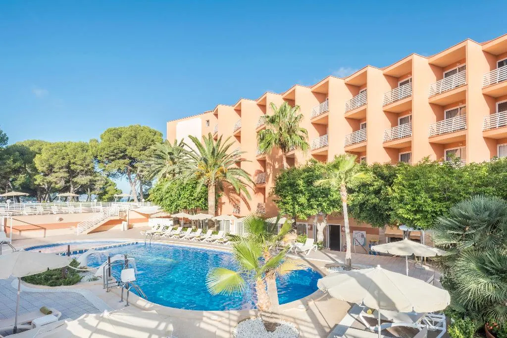 Pool, whala!isabela, Majorca
