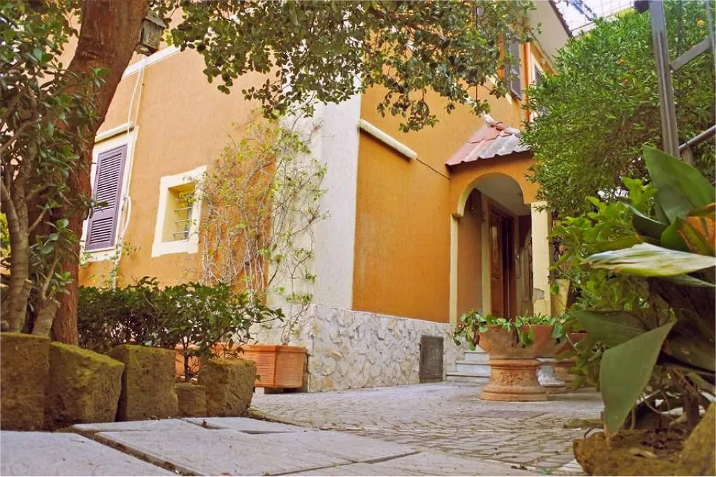 General view, Naples Experience Backpackers Hostel, Naples