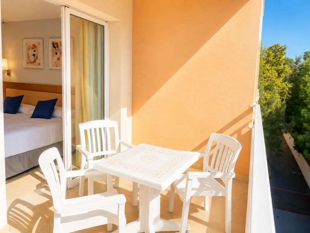 APARTMENT ONE BEDROOM Room, SunClub Salou, Costa Dorada