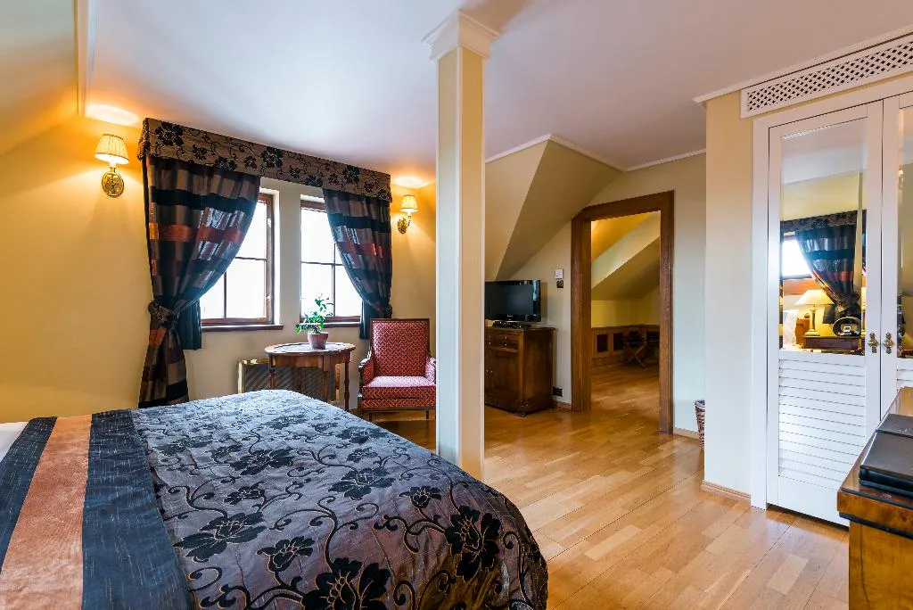 Double or Twin GRAND Room, Golden Well, Prague