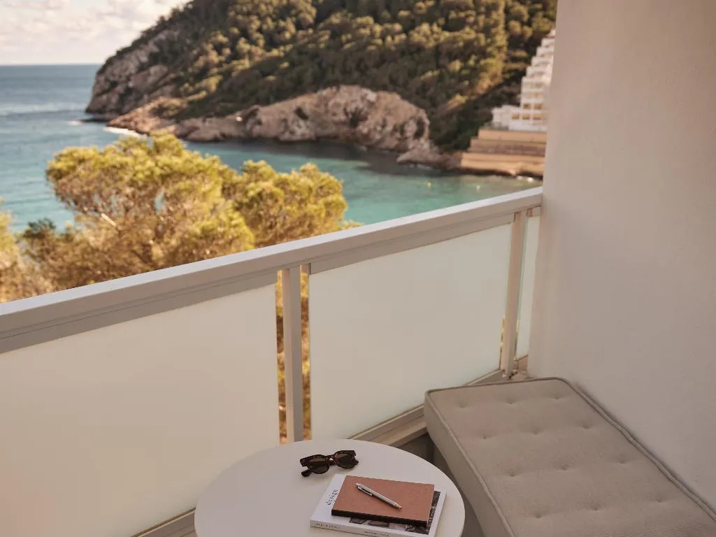 DOUBLE DELUXE SEA VIEW Room, Mondrian Hotel Ibiza, Ibiza