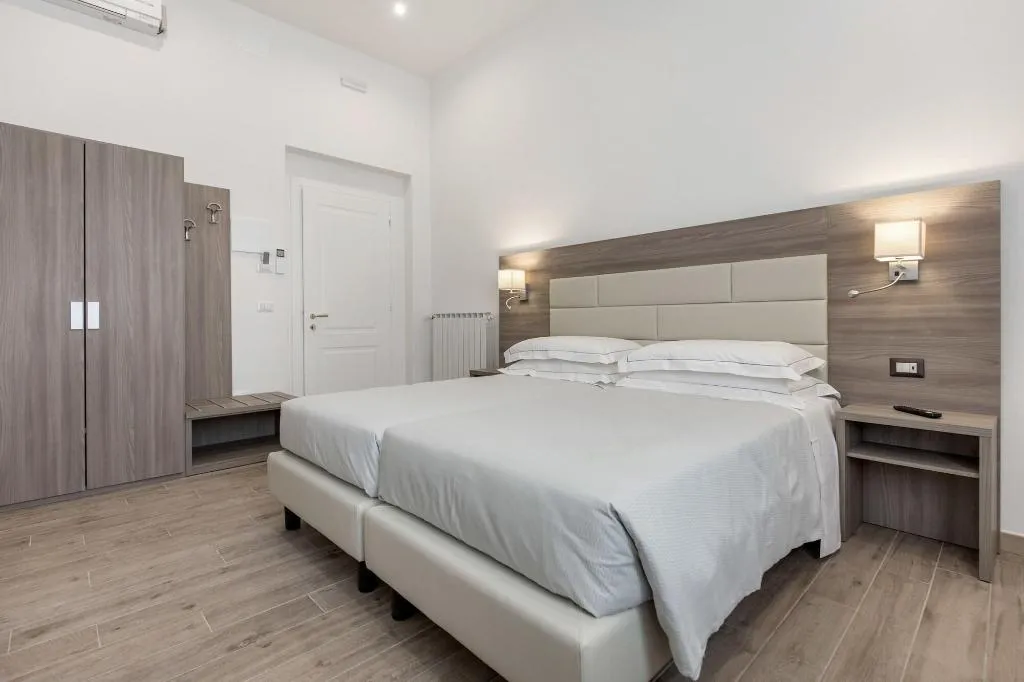 Room, Apollo Guest House, Florence