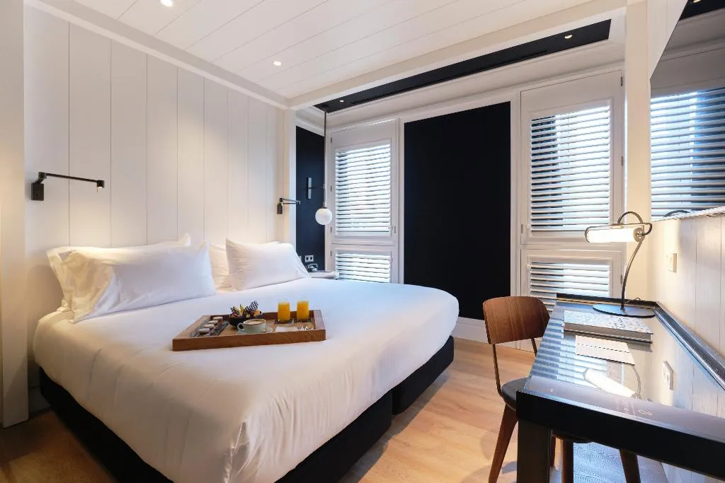 JUNIOR SUITE STANDARD Room, ESTIMAR Valencia, Valencia