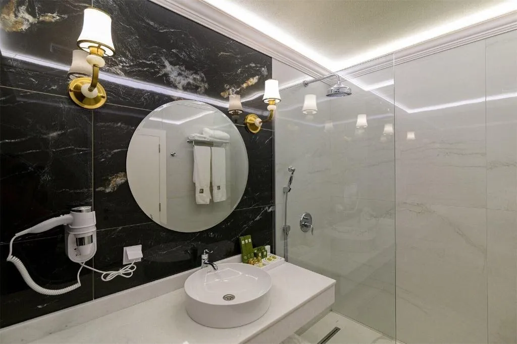 Room, Therma Palace, Varna
