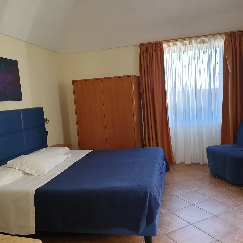 APARTMENT CAPACITY 2 Room, Residence L'Incanto Sorrento, Naples