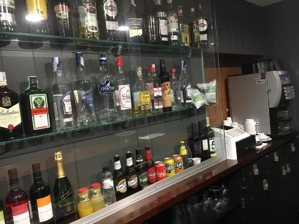 Bar, Armonia, Costa Brava