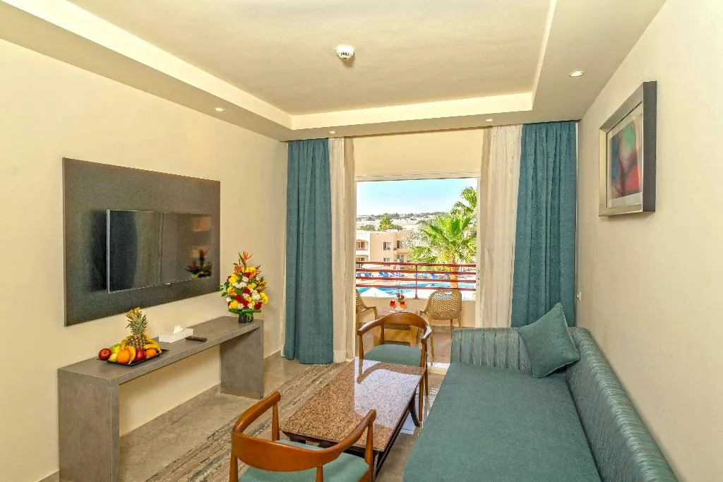 JUNIOR SUITE STANDARD Room, Xperience Kiroseiz Parkland Resort, Red Sea Riviera