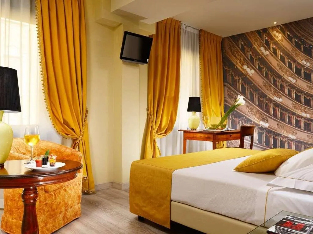 Room, Pierre Milano Hotel, Milan
