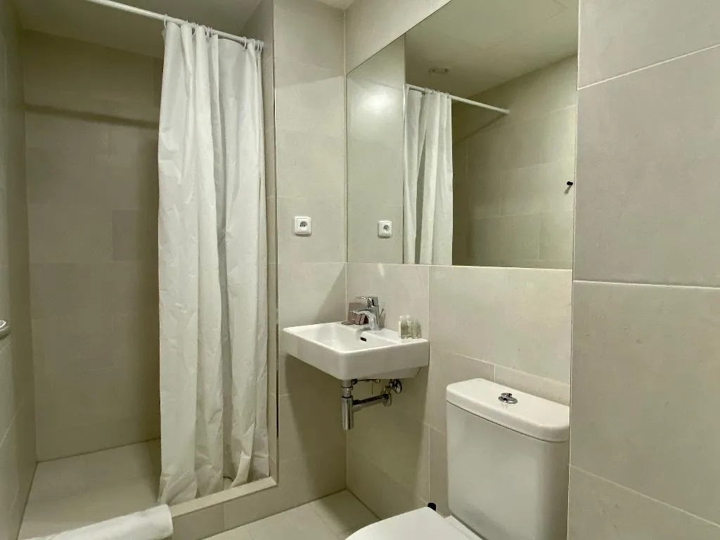 JUNIOR SUITE STANDARD Room, Figaro Suites, Prague