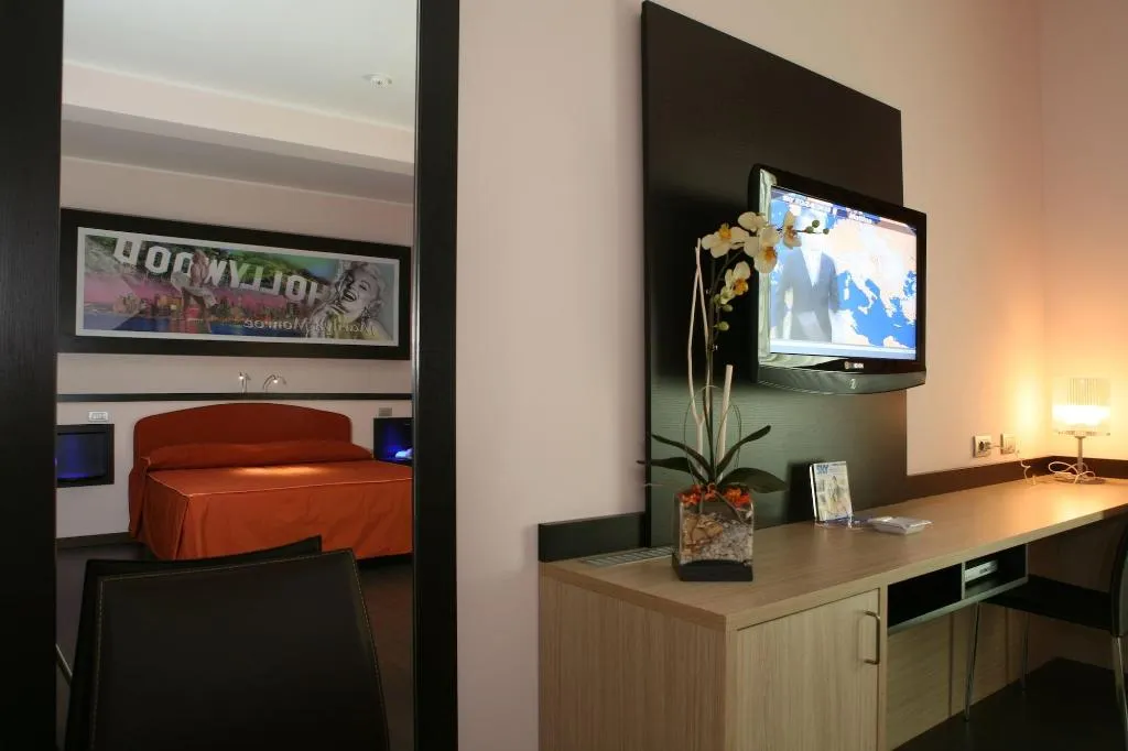 Room, Hotel Mito, Milan